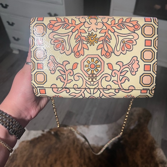 Hicks Garden Party Chain Wallet - Picture 1 of 5